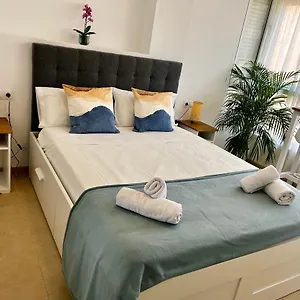 Small By The Sea Apartamento
